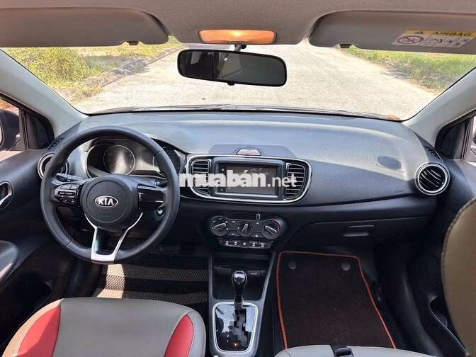 Kia Soluto Deluxe 2021 Số sàn Đen