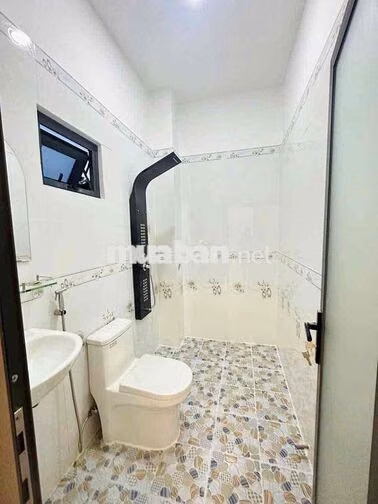 Cho thuê xưởng 17tr Gần chợ bà điểm