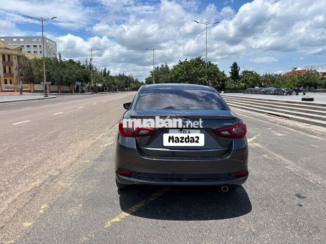 Mazda Mazda 2 Luxury 2024 Xám 37000 km