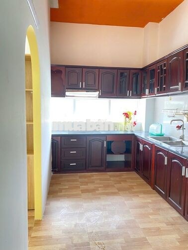 Căn hộ 1pn,2pn tách bếp gần Đặng Thuỳ Trâm  bancol lớn ib ngay !