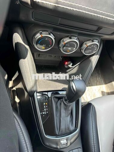 Mazda Mazda 2 Luxury 2024 Xám 37000 km