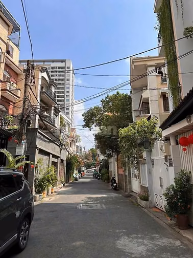 BÁN BIỆT THỰ HẺM 6M PHỔ QUANG  P.9, PHÚ NHUẬN