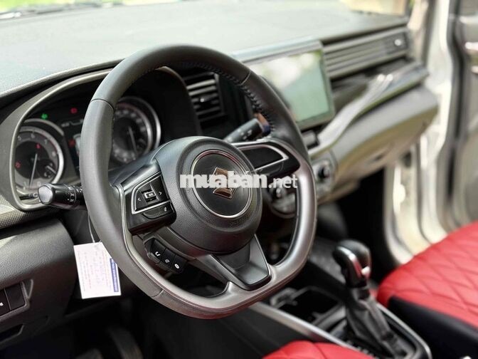 Suzuki XL7 2022 Trắng odo 7v full hãng 1 chủ