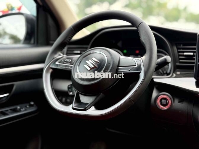 Suzuki XL7 2022 Trắng odo 7v full hãng 1 chủ