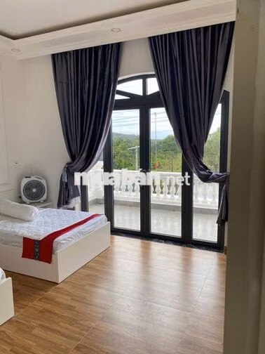 Cần cho thuê biệt thự, gần sân bay Phú Quốc.