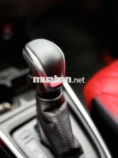 Suzuki XL7 2022 Trắng odo 7v full hãng 1 chủ