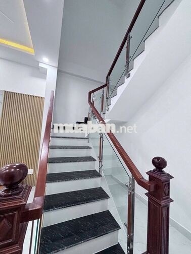 NHÀ MỚI TÂN XUÂN - HÓC MÔN | 3PN, HƯỚNG ĐÔNG NAM, SỔ HỒNG- CHỈ 4.5 TỶ