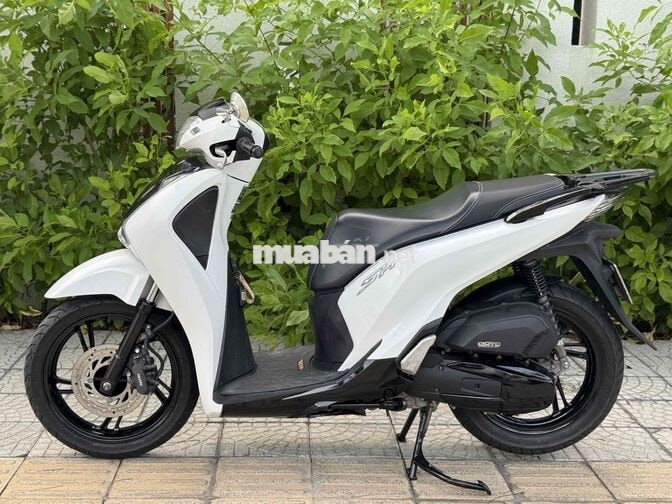 Honda SH 125 2018 Trắng bán hay gl xe khác
