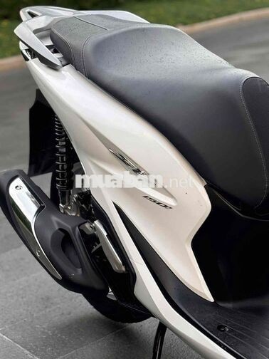 Honda SH150 2022 Trắng bạc