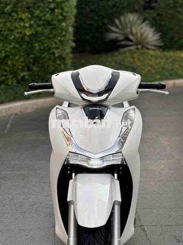 Honda SH150 2022 Trắng bạc