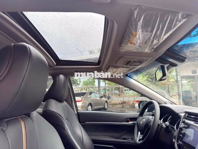 Camry 2.5Q 2021 Nâu đặt biêt