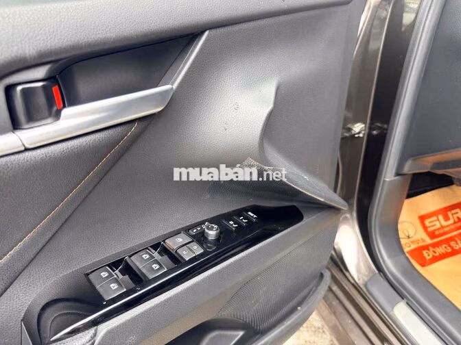 Camry 2.5Q 2021 Nâu đặt biêt