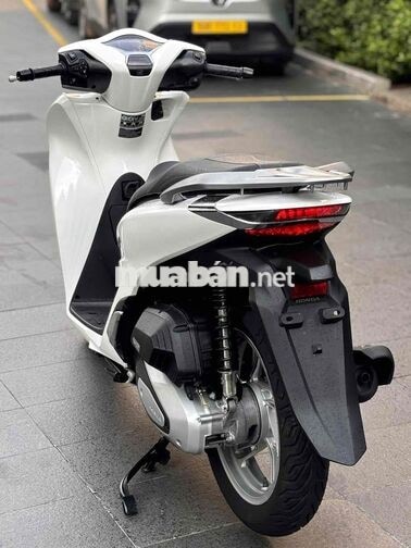 Honda SH150 2022 Trắng bạc
