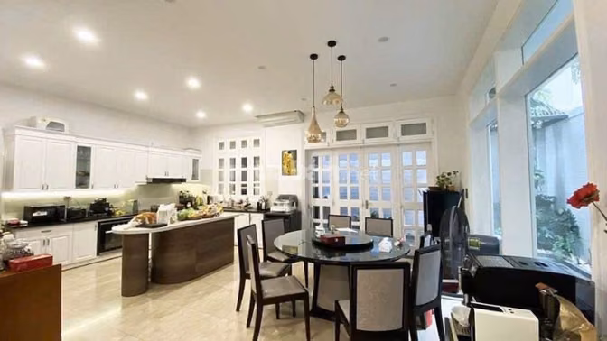 Chính chủ bán Biệt thự T Ciputra 180m2 Hoàn thiên mới cao cấp 365tr/m2
