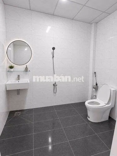 Cho thuê nhà mặt tiền Nguyễn Hới