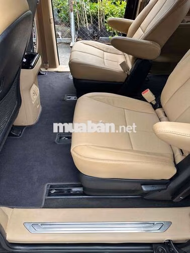 KIA Sedona 2018 2.2 DATH Bản Full Đen