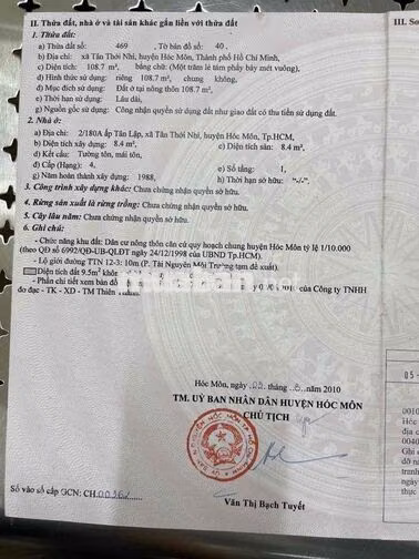 Nhà cũ mặt tiền đường xe tải cần bán gấp