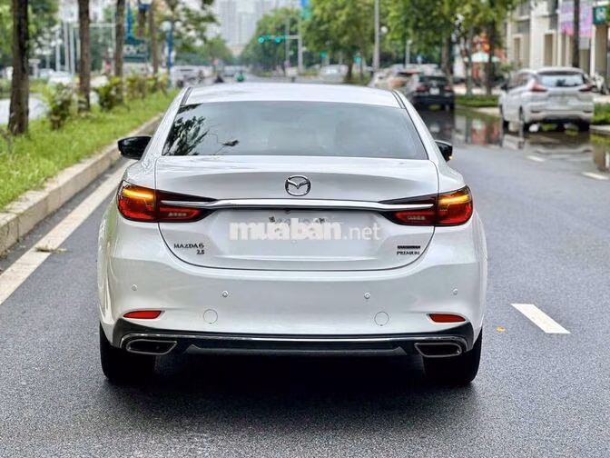 Mazda 6 Signature Premium 2024 Trắng | 30,000 Km