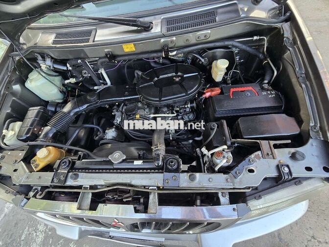Mitsubishi Xám 8 chỗ Nhật Bản bs xanh. sãnh