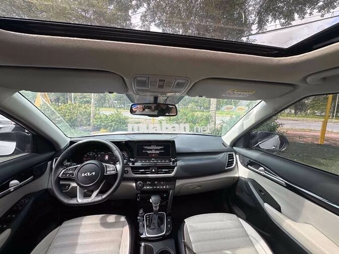Kia Seltos Premium 2022 Trắng