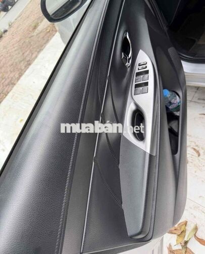 Toyota Yaris G Thái Lan Bạc 8 vạn