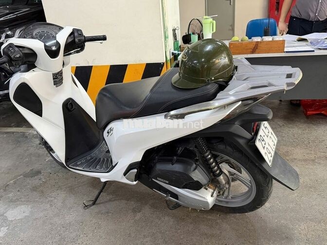 Honda SH150i 2018 Trắng Tự động 30654 km