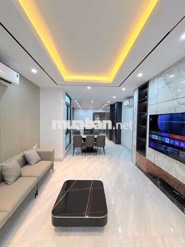 HÀNG HIẾM TRUNG KÍNH – 70M² x 7,5 TẦNG – Ô TÔ VÀO NHÀ