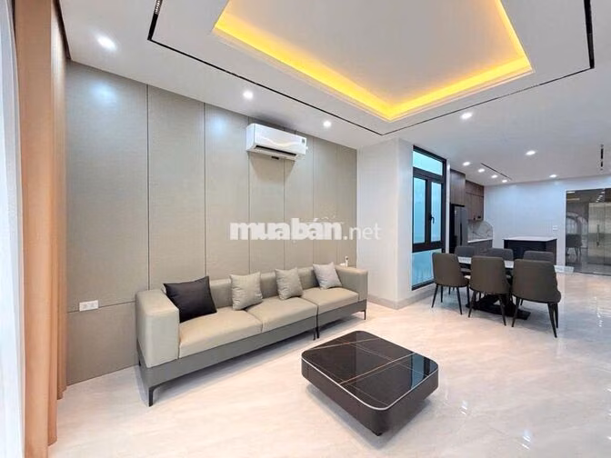 HÀNG HIẾM TRUNG KÍNH – 70M² x 7,5 TẦNG – Ô TÔ VÀO NHÀ