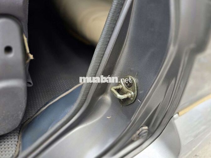 Mitsubishi Xám 8 chỗ Nhật Bản bs xanh. sãnh