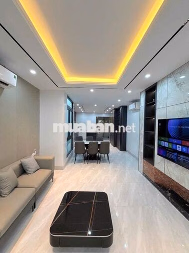 HÀNG HIẾM TRUNG KÍNH – 70M² x 7,5 TẦNG – Ô TÔ VÀO NHÀ
