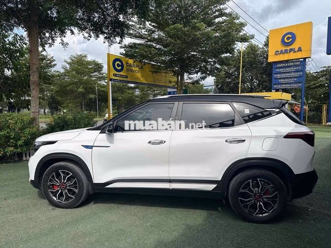 Kia Seltos Premium 2022 Trắng