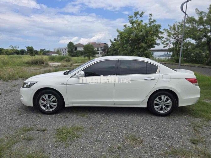 Honda Accord 2010 nhập tự động