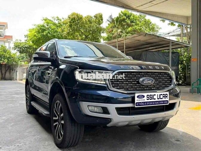 Everest Titanium 4x2AT 2021 Xanh, NH Hỗ Trợ 70%