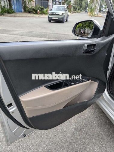Hyundai i10 Base 2019 Số sàn Bạc