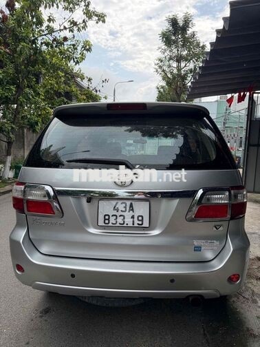 Toyota Fortuner 2010 Bạc 7 chỗ