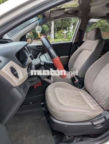 Hyundai i10 Base 2019 Số sàn Bạc