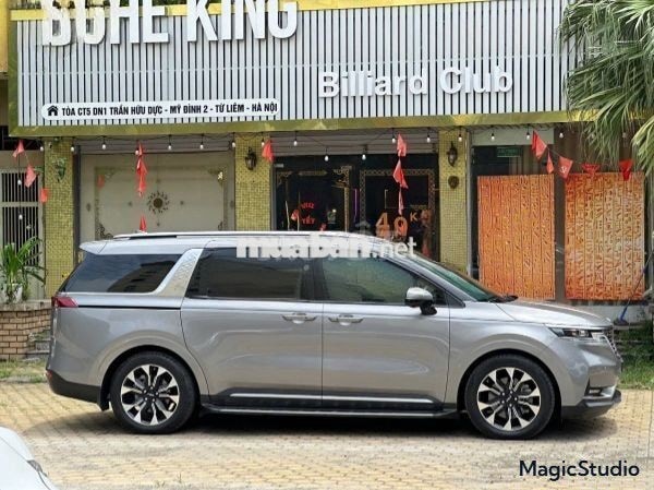 Kia Carnival Signature 2.2D 2022 Xám 8 vạn km