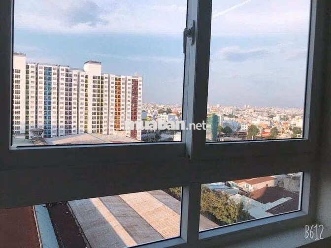 Share lại 1 phòng có điều hoa trong căn CC Topazhome cuối T9 dọn vào ở