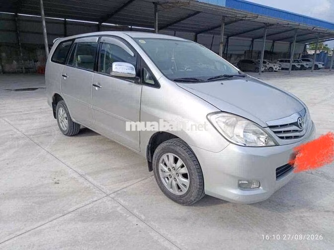 Toyota Innova G 2010 Số sàn 7 chỗ Bạc