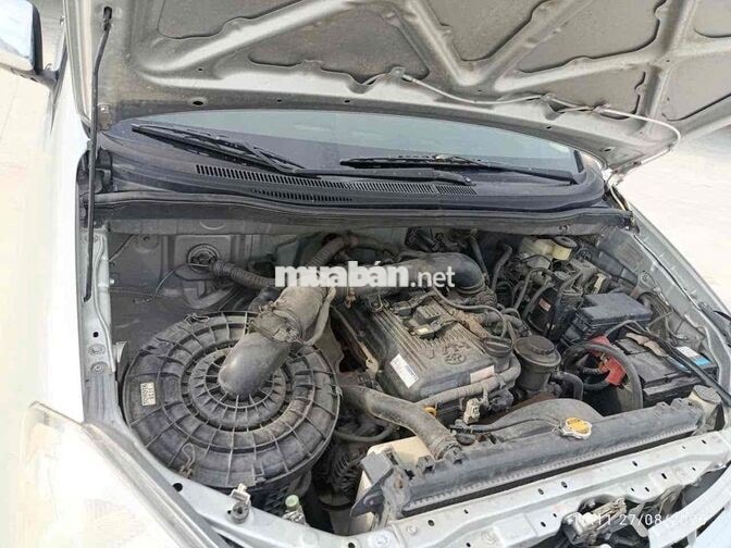 Toyota Innova G 2010 Số sàn 7 chỗ Bạc