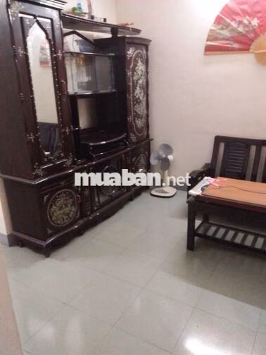 Cho thuê CC Đội Cung, Tp Vinh: đủ nội thất, lâu dài, 5 Triệu/tháng