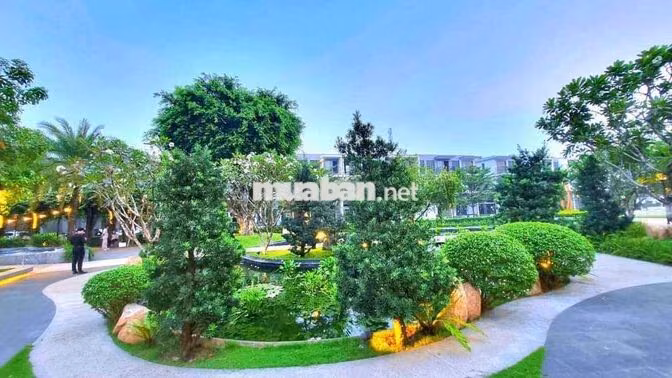 Nhà phong cách resort full nt vào ở ngay 