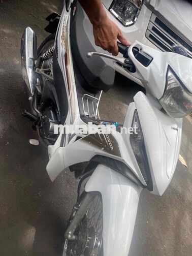 Honda Wave RSX Trắng Xăng Xe số