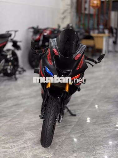 Yamaha R15 V3 Full Kiểng ( Trả Trước 7.000.000 )