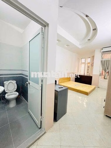 PHÒNG BAN CÔNG FULL NỘI THẤT – NGAY CAO THẮNG, QUẬN 10