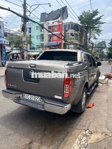 Nissan Navara 2012 Tự động Xám 126.000 km