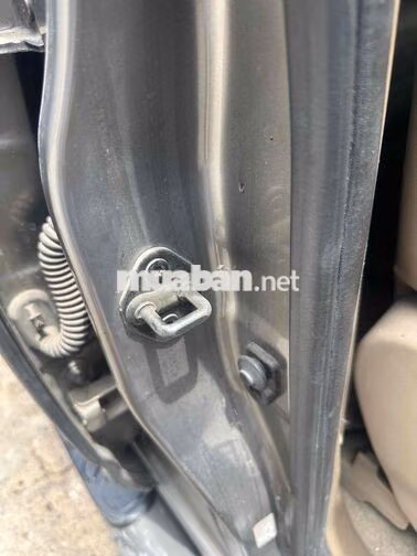Nissan Navara 2012 Tự động Xám 126.000 km