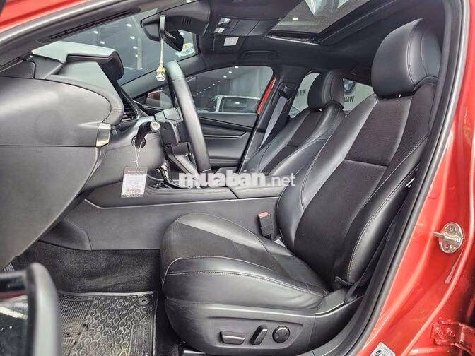 Mazda Mazda 3 Sport Premium 2023 Đỏ 30.000 km