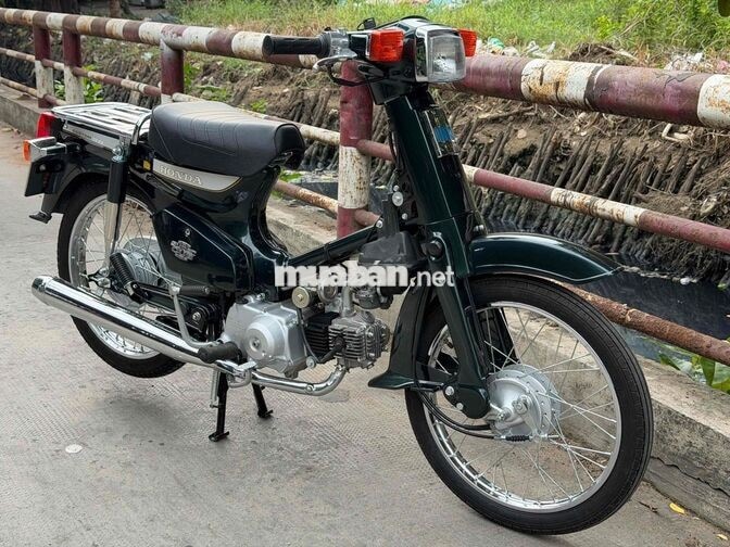 Honda Custom 90