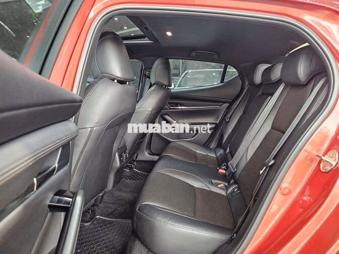 Mazda Mazda 3 Sport Premium 2023 Đỏ 30.000 km
